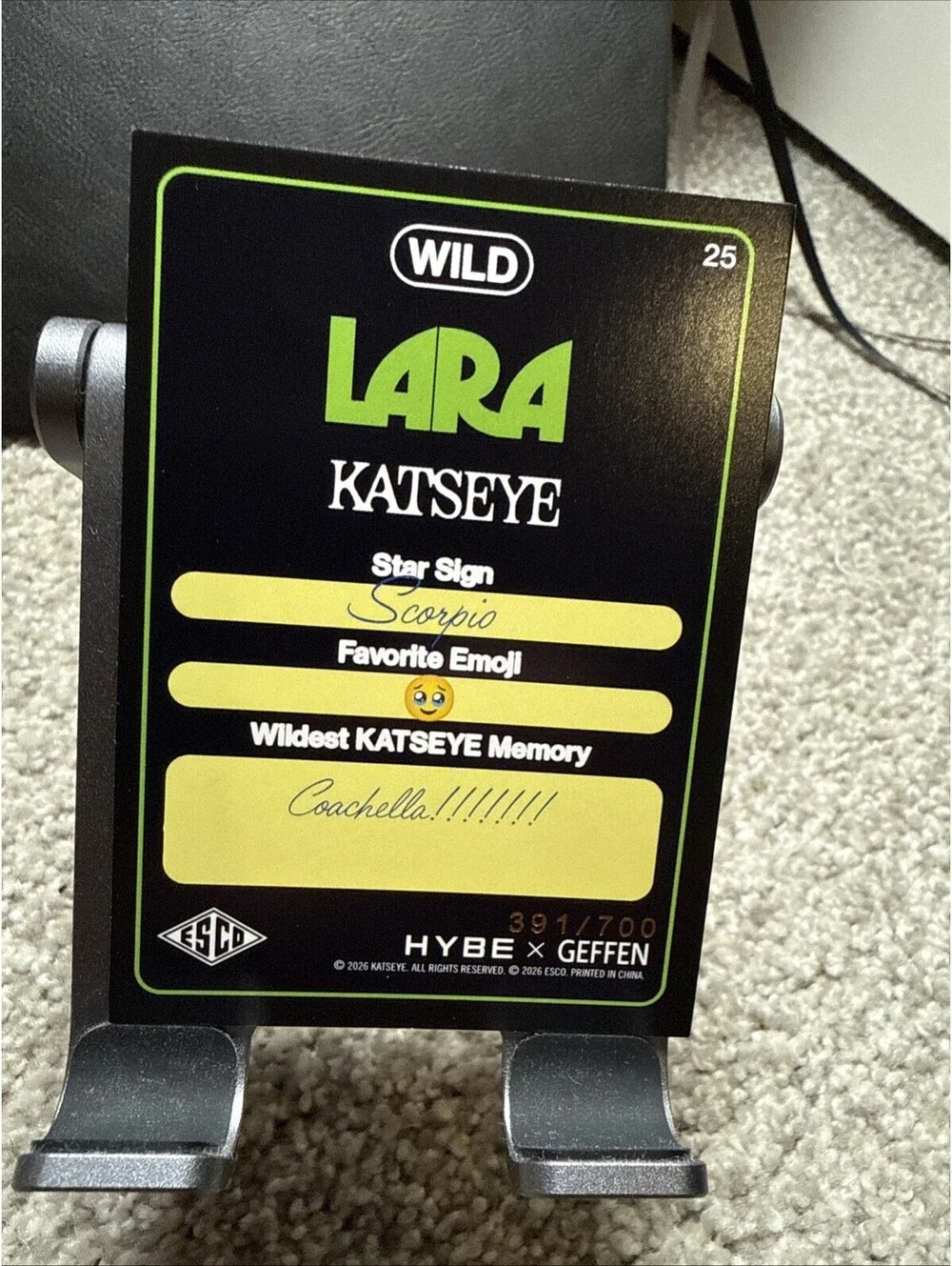 KATSEYE Lara 2026 Wild HYBE X GEFFEN ESCO Trading Card - 391/700